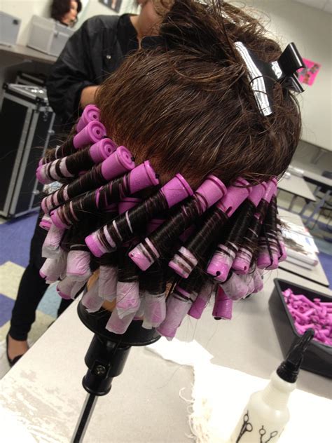 Modern Styling Guide: 30 Ways to Wear a Spiral Perm 2