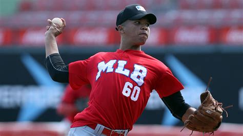 daniel de leon stats age position height weight fantasy news