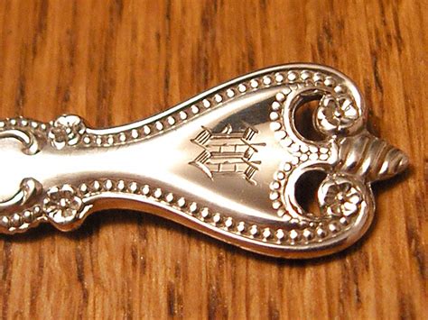 КУПИТЬ СЕРЕБРЯНЫЕ АНТИКВАРНЫЕ ЛОЖКИ Silver 925-100 - продажа ...