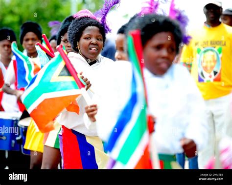 Drum Majorettes Hi Res Stock Photography And Images Alamy