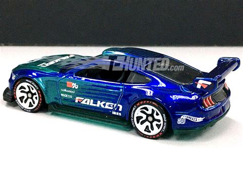 T Hunted Mais Tr S Novos Hot Wheels Id Em Breve