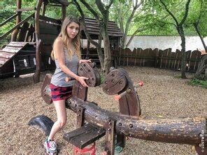 Mila Azul Walking With Naked Mila Welcome Lustweek Wowgirls Photo Gallery