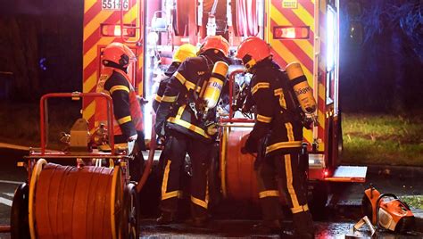 Elle s endort en laissant son poêle à bois ouvert en Dordogne l