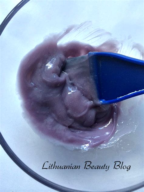 Bielita Color Lux atspalvį suteikiantis balzamas. Spalva platininė ...