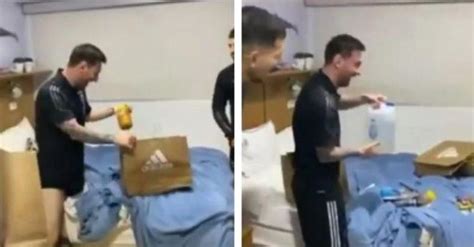 ¡feliz Cumple Crack Los Jugadores De La Selección Sorprendieron A Messi Con Regalos