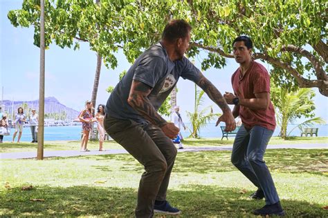 Ncis Hawaii 2x01 Prisoners Dilemma Photos