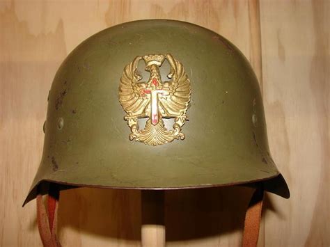 Spain M42 Brendons Helmets