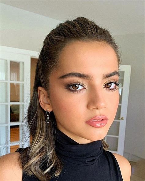 Pin By Garcia Jasmine On Isabela Merced Isabela Moner Beauty Beautiful