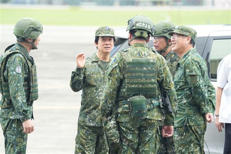 賴清德視導漢光40號去中心化 空軍潛力掛載演練