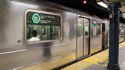 Mta New York City Subway Brooklyn Bridge Bound R62a 6 Train At The 59