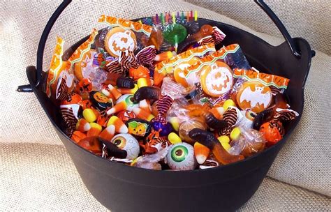 creative halloween candy bowl