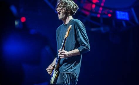 Josh Klinghoffer Says Red Hot Chili Peppers Fired Him An Hour Before Announcing His Departure