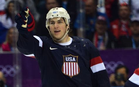 Meet T.J. Oshie, everyone’s new favorite hockey player | For The Win