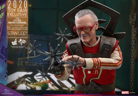 動漫四寶 Hot Toys 雷神奇俠 諸神黃昏Stan Lee 比例珍藏人偶 Toys Zone D 玩具兄弟 Figures Price List Reviews