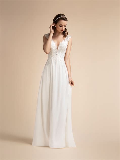 Simple Elegant Gown Design Atelier Yuwa Ciao Jp