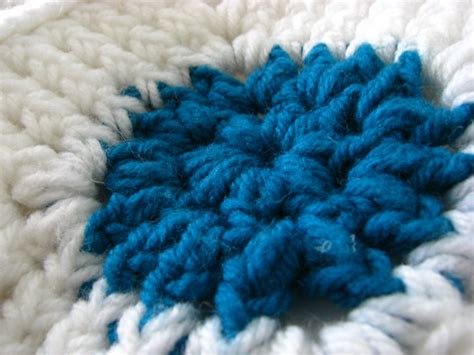 CROCHET CIRCLE BLANKET | Crochet For Beginners