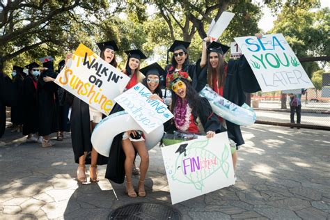 Celebrating Stanfords Commencement Weekend 2021 In Photos Stanford News