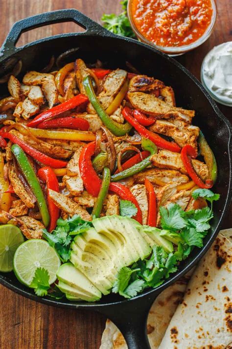 Chicken Fajitas Recipe Video Natashaskitchen