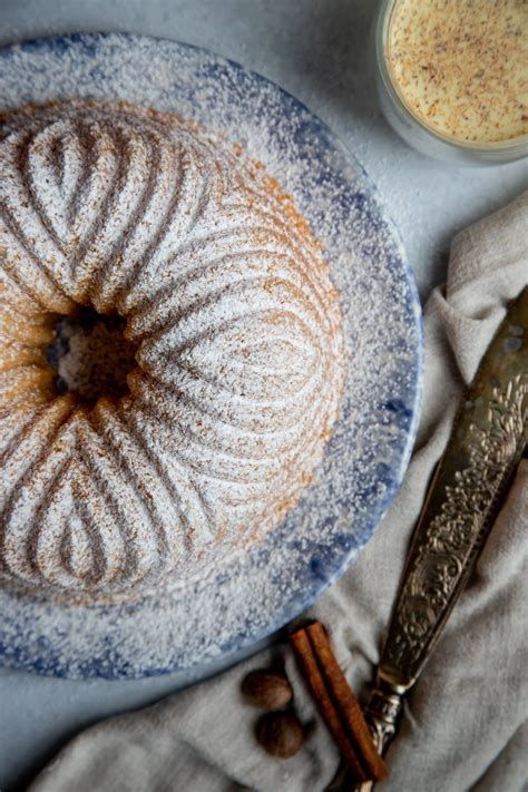 Building Strength Naturally: The Essential Guide To Protein Powders