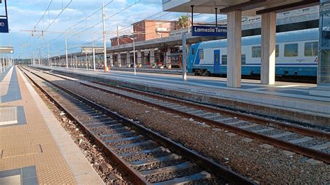 Annunci Pomeridiani Alla Stazione Di Lamezia Terme Centrale Youtube