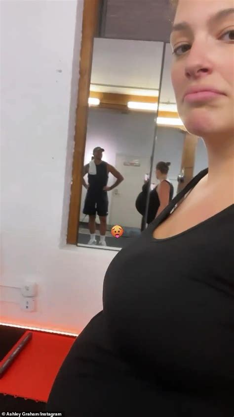 Ashley Graham Keeps It Natural As She Strips Naked To Show Off Her Baby