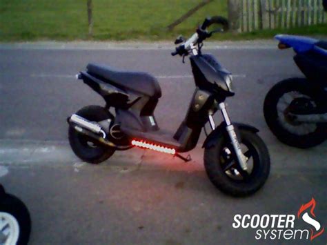 Yamaha Slider Naked Stunt Design