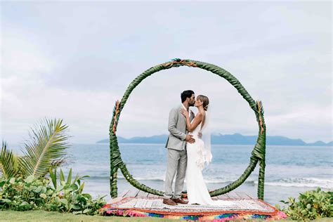 Get married in Vanuatu, Fiji, Samoa - Pacific Island Living - Travel