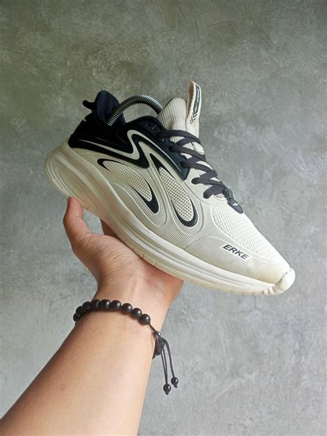 ERKE Running Shoes, Men's Fashion, Footwear, Sneakers on Carousell