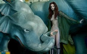 LYDIA HEARST Nude AZNude