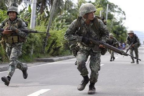 Garuda Militer Dunia Filipina Akan Berhenti Menerima Senjata Bekas