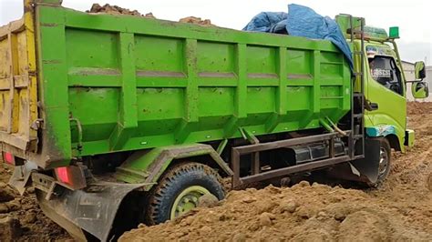 Mobil Truk HINO DUTRO Muatan Tanah Jomplang Muatan Dump Truck YouTube