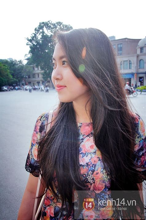 Dương Thể Ny nữ sinh hot nhất Đà Nẵng dạo phố cổ Hà Nội