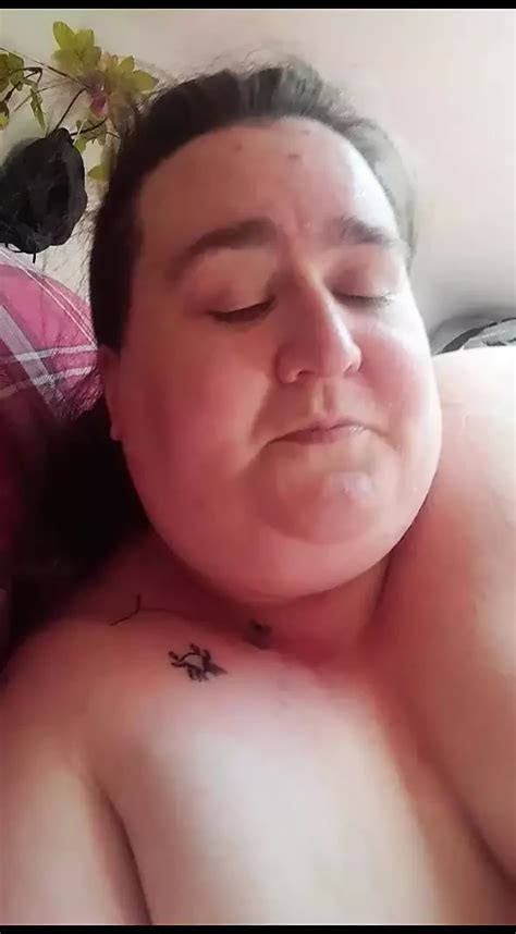 Thelady In Bed Early Morning Amateur Amateur Porn Feat Lady And The Beast Xhamster