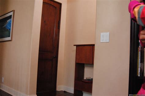 Redheaded MILF Monique Alexander Spreads Her Ass Cheeks While Riding A Dick PornPics