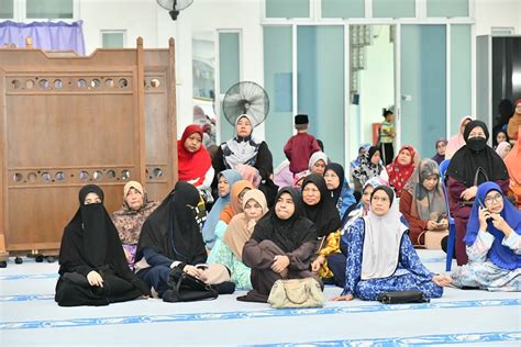 Sekitar Majlis Iftar Bersama Datuk Bandar Johor Bahru Dan Penyampaian