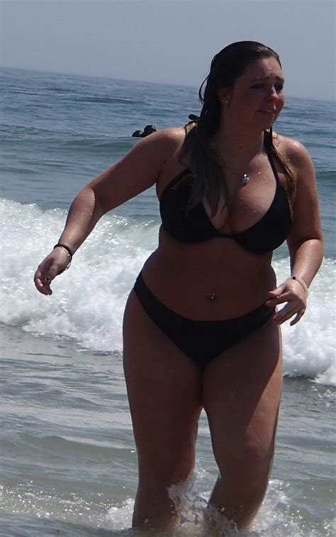 Thick Busty Babe In Cheeky Bikini Beach Bikini Forum