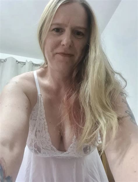 New Toy And New Outfit Nude Pics XHamster