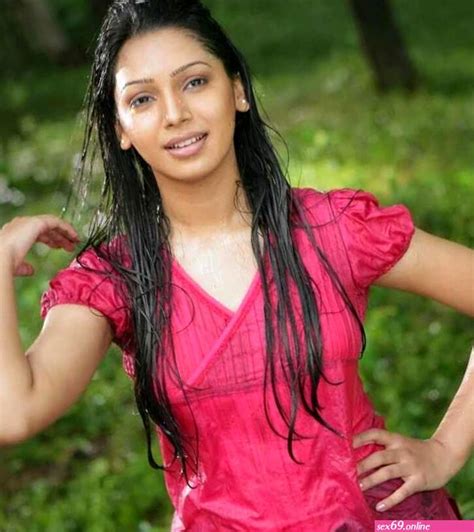 Sadia Jahan Prova Nude Sexy Photos