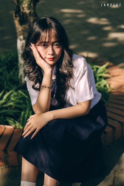 Chỉ mất đúng tiếng để viết bài luận nữ sinh xinh như hot girl ở Nghệ An ẵm trọn học bổng