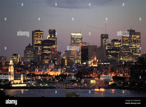 Montreal canada skyline hi-res stock photography and images - Alamy