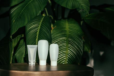 guide identifying real fake fashion products fashion law