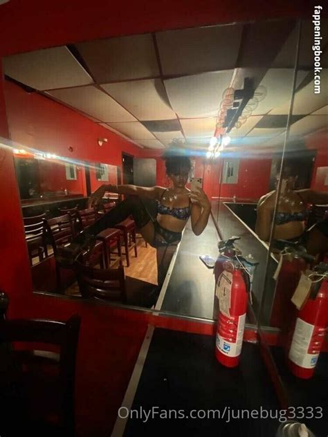 Junebug Junebug Nude OnlyFans Leaks Fappening FappeningBook