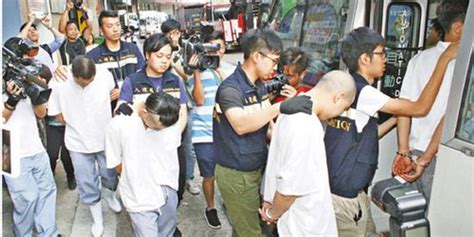 香港打击非法劳工拘捕11人 7男3女来自越南及内地 手机新浪网