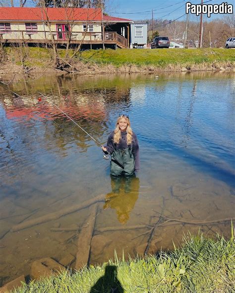 Caitlin Betterly Nude Leaks Photo 4002997 Fapopedia