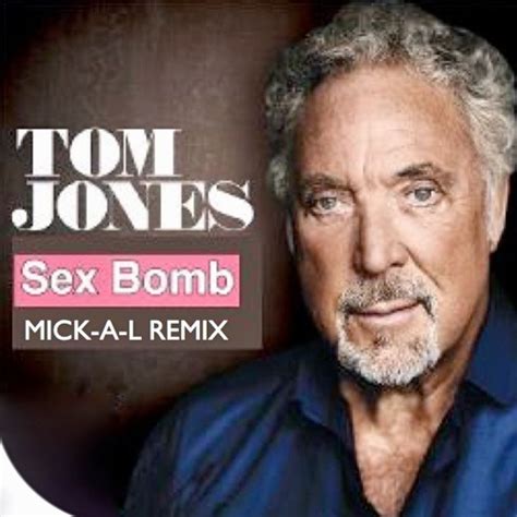 Bomb tom. Tom Jones, Mousse t. - sexbomb. Tom Jones обложки альбомов. Tom Jones альбом sexbomb. Tom Jones 2023.