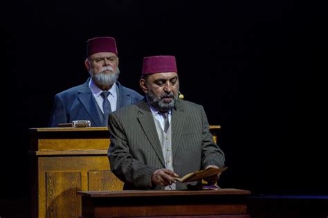 "Cumhuriyet'e Doğru" tiyatro oyunu Sakarya'da sahnelendi