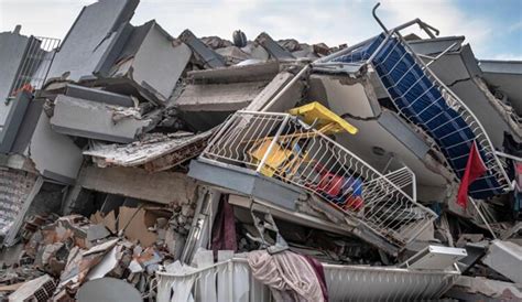"Deprem Yıldönümünde Uyarı: 'Tek Günümüz Bile Yok!'"s