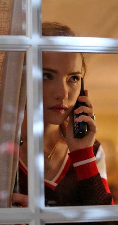 "Scream: The TV Series" Hello, Emma. (TV Episode 2015) - IMDb