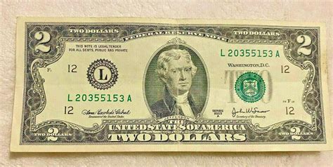 $2 bill worth 2003. Other versions could also be worth far more than their initial value. Heritage Auctions sold a 2003 $2 bill for $2,400 in July 2022 — and that bill's value could now be significantly higher. 