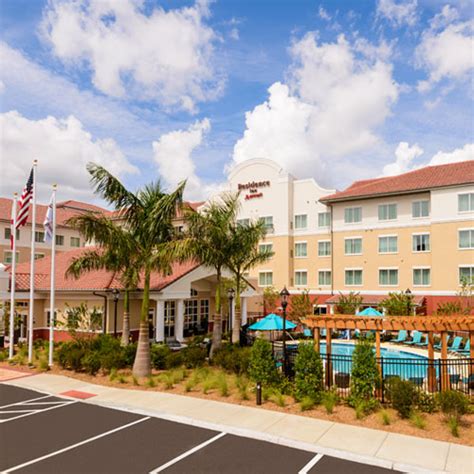 $50+ Fort Myers Hotels: AAA, Senior, Military & Cheap Rates (Florida)